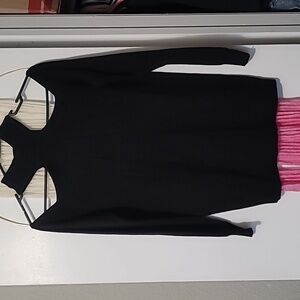 Cyrus Black Cold Shoulder Sweater | Size Small | Rayon Nylon Knit